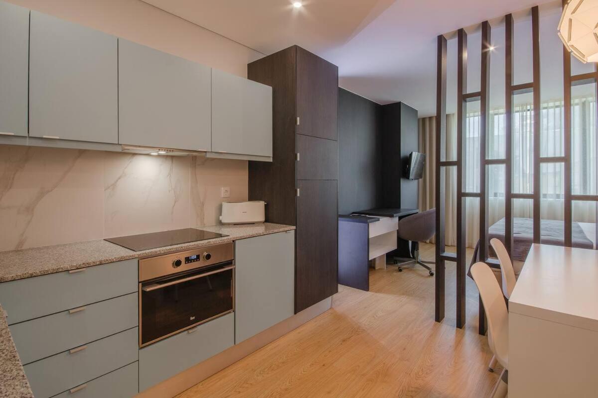 406 Gale Center Wifi, Parking Daire Porto